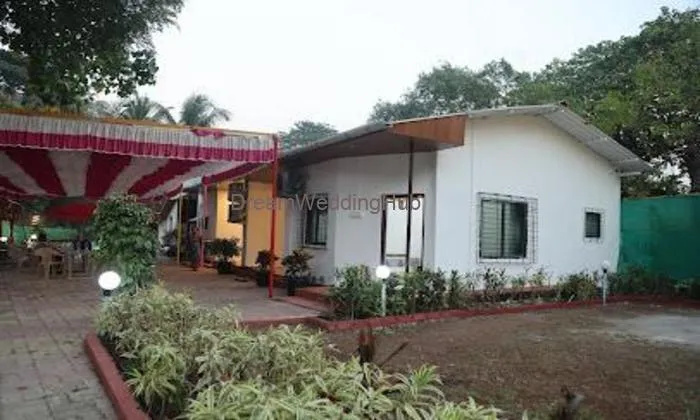 New Mandwa Beach Cottage