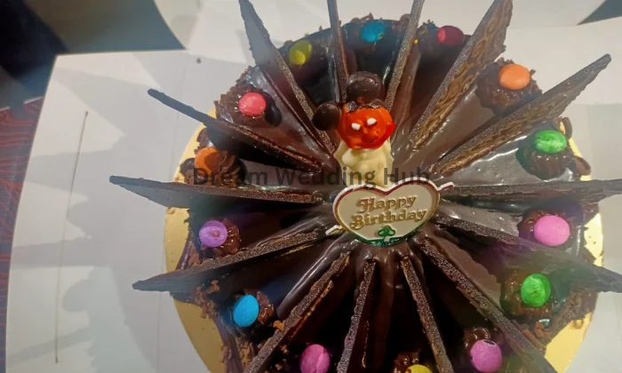 New Modern Cake Bank