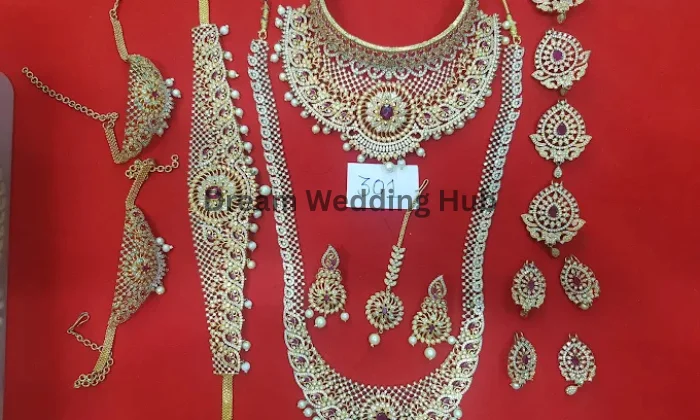 New Vaira Maaligai Gold Covering And Fancy Items