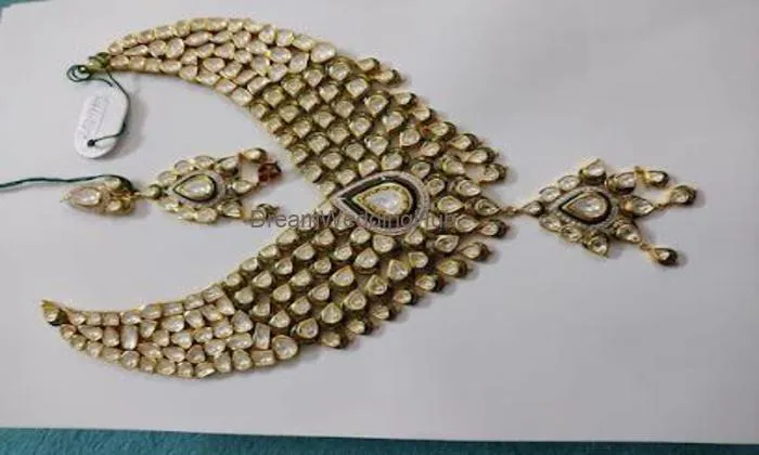 Nice Gems - Blue Sapphires | Gems Store In Jammu