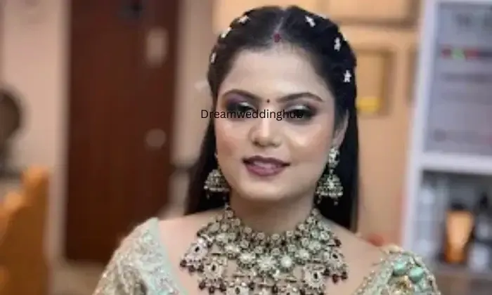Nice Makeup And Hair Studio