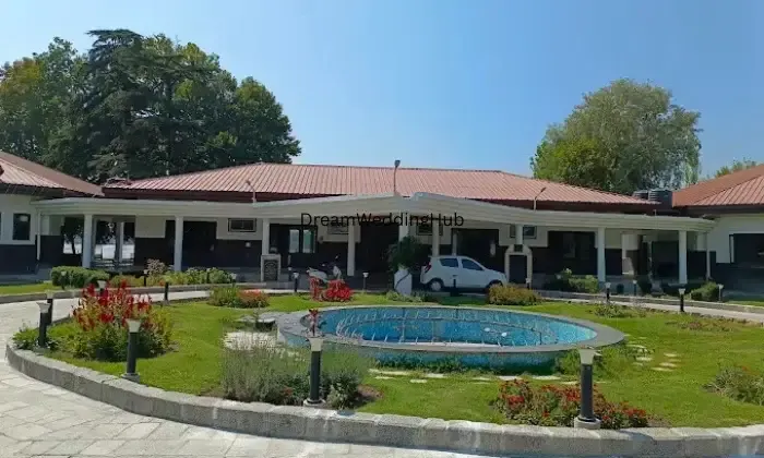 Nigeen  Club