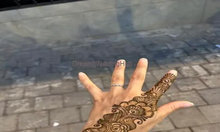 Nitesh Mehandi Art- Colaba Mehandi Artist/ Professional Mehndi Designer In Mumbai/ Top Bridal Mehndi Artist In Mumbai