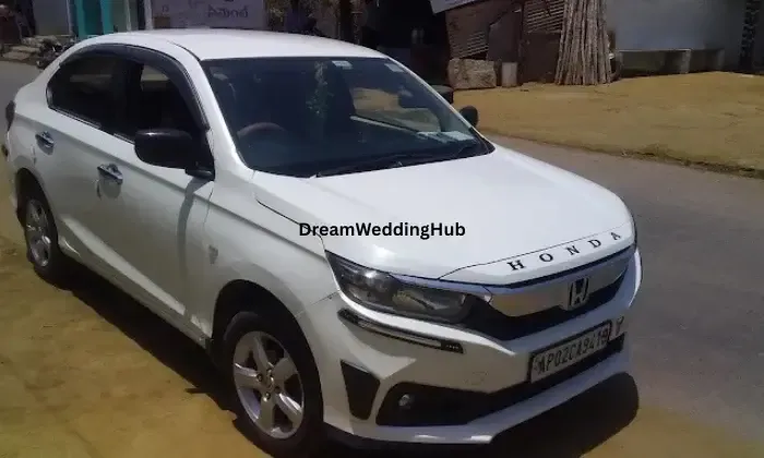 Noor Malik Car Travels