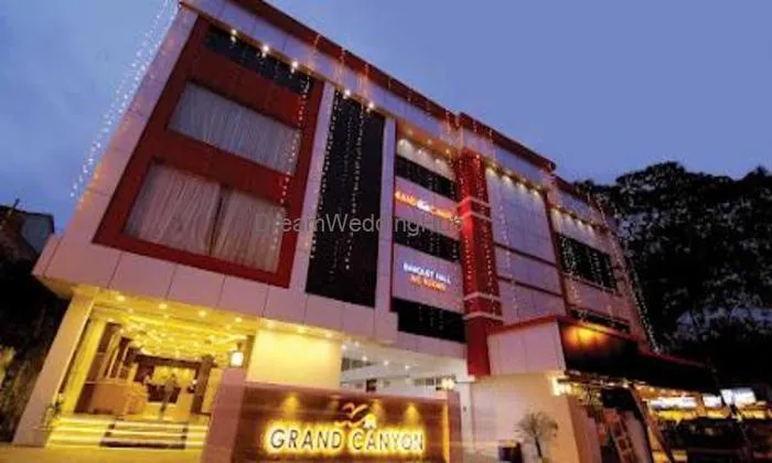 Nova Grand Canyon Hotel And Banquet Hall