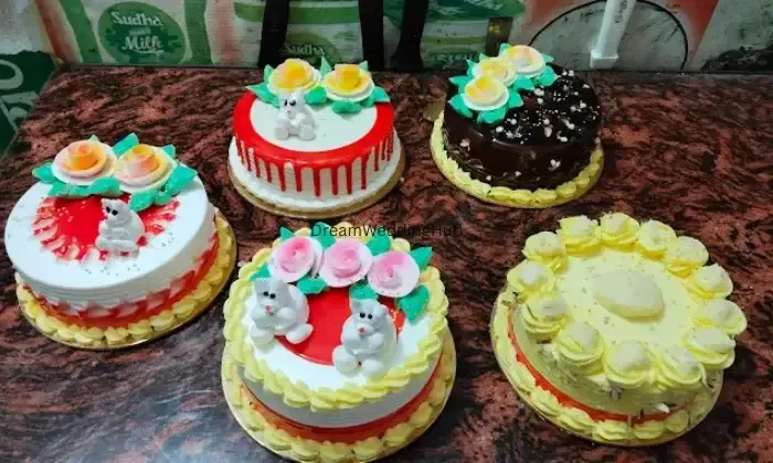 Om Cake  Bakes