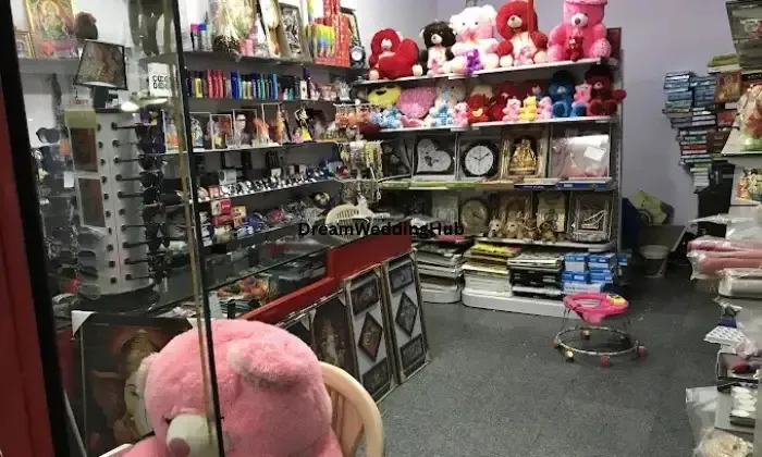 Om Gift And Fancy Store