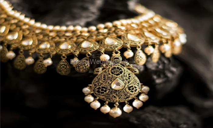 Om Pushp Jewellers
