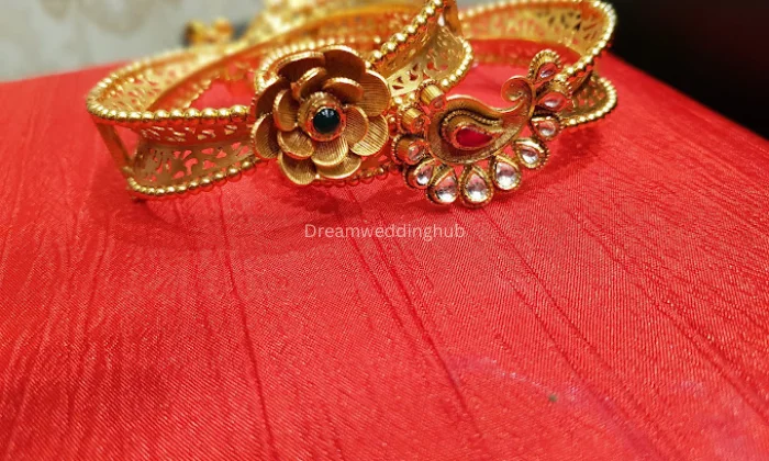 Om Shanti Jewellers