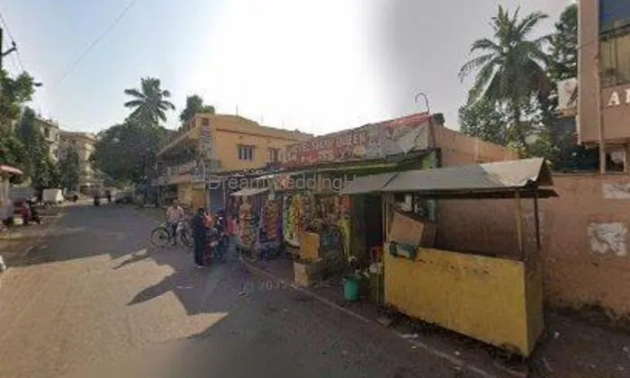 Omm Juice & Lassi Center
