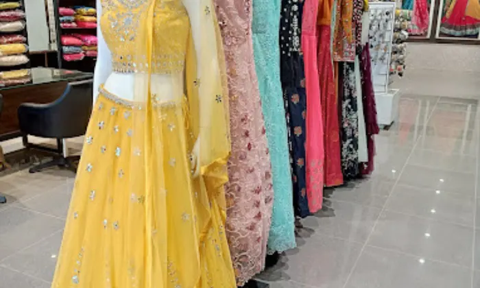 Other Saris