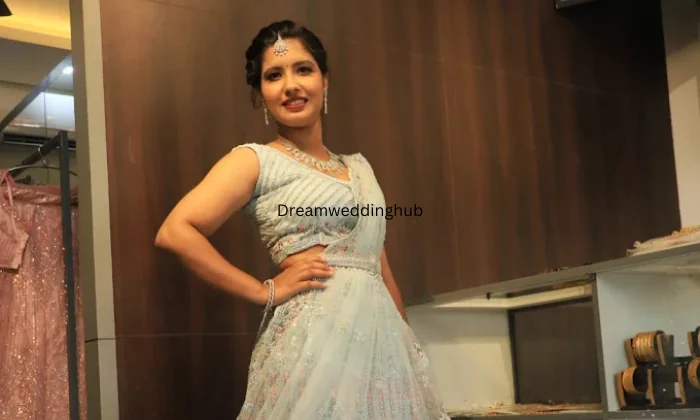 Outfit Oasis  Bridal Rentals Dress