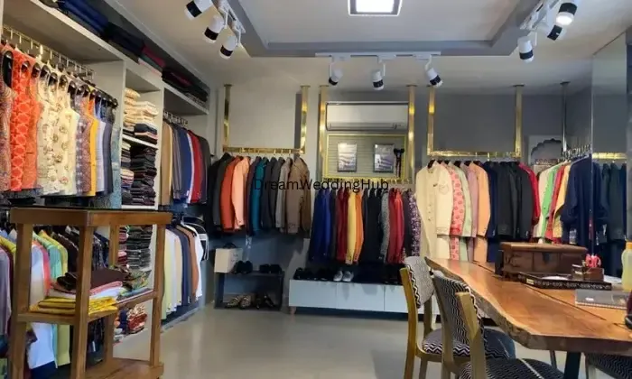 P K I N Luxury Clothing