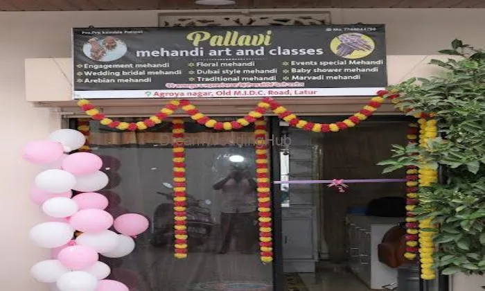 Pallavi Mehandi Art And Classes