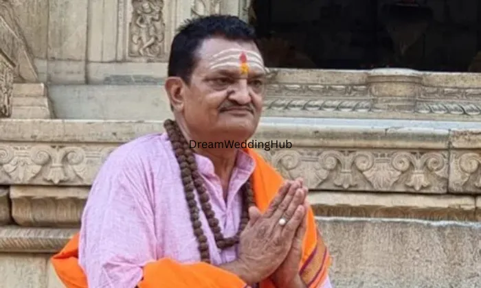 Palmistry & Astrology Pandit