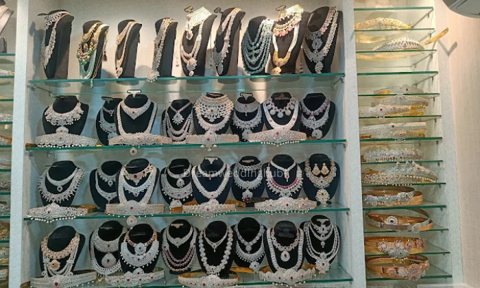 Panchrathna Gems