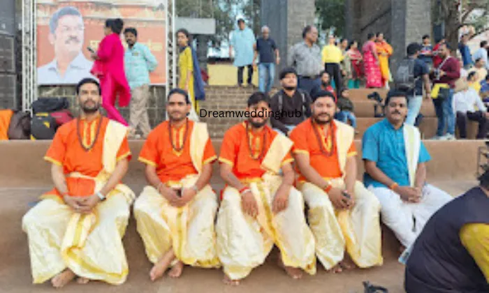Pandit For Pooja Path Astrologer