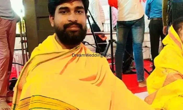 Pandit Ji\