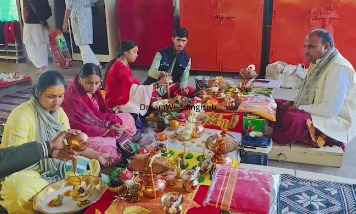 Pandit Kalsarppuja Ujjain