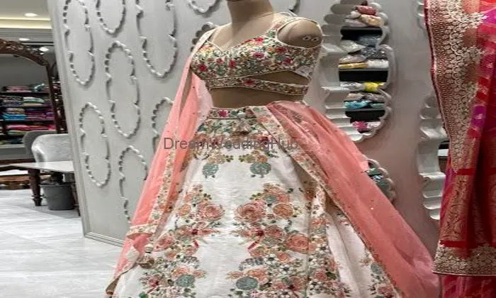 Parevdi Designer - Rajkot