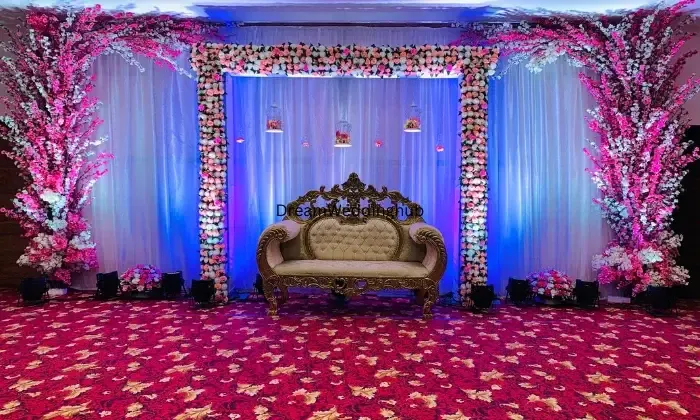 Pavani Decorators