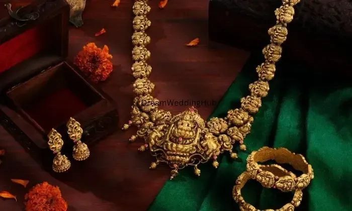 Pearls N Petals By Anjali
