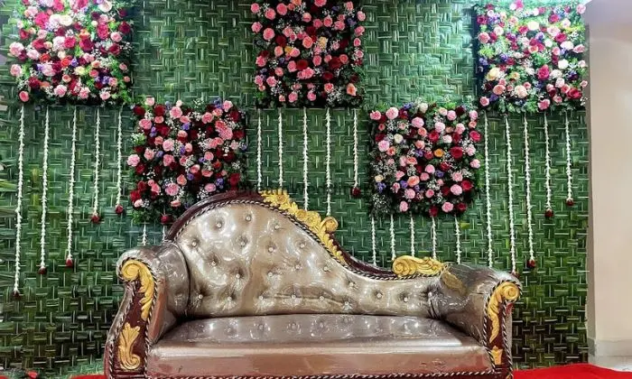Pellipandiri Flower Decorations