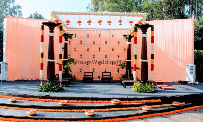 Petals Weddings