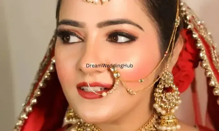 Pias Makeup Artist