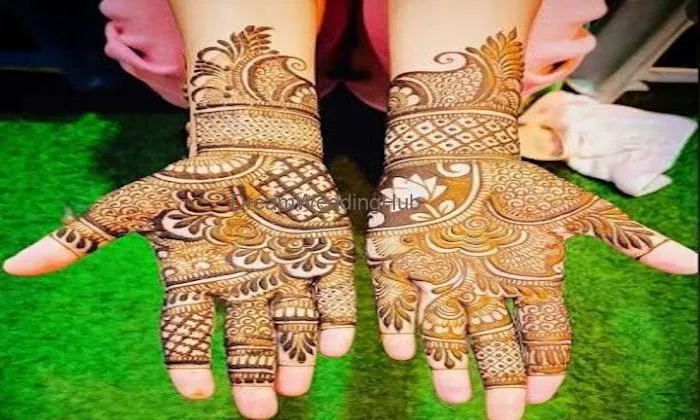 Pihu Mehandi Artist