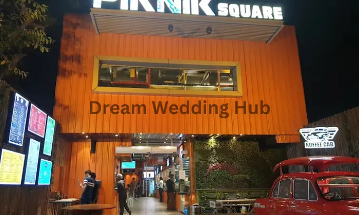 Piknik Square