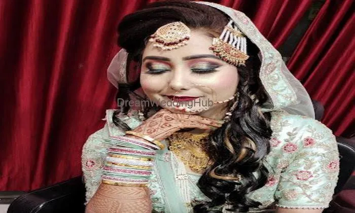 Pink Rose Beauty Parlour