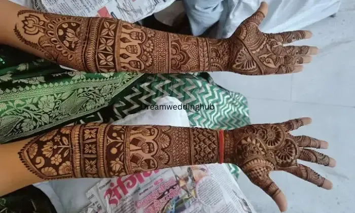 Pintu Mehandi Artist Patna