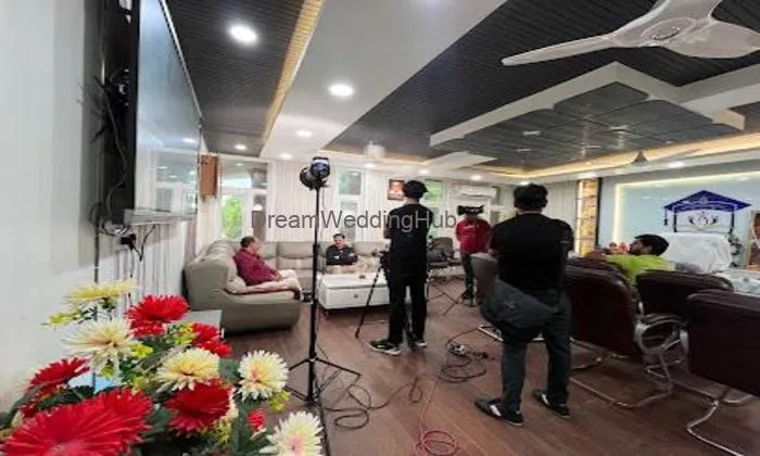 Pixopia Studios - Best Organic Content Studio In Agra | Commercial Shoots - Restaurant | Hospitals | Hotels