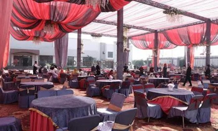 Pizzallia Royal Resorts - Best Resorts In Khanna