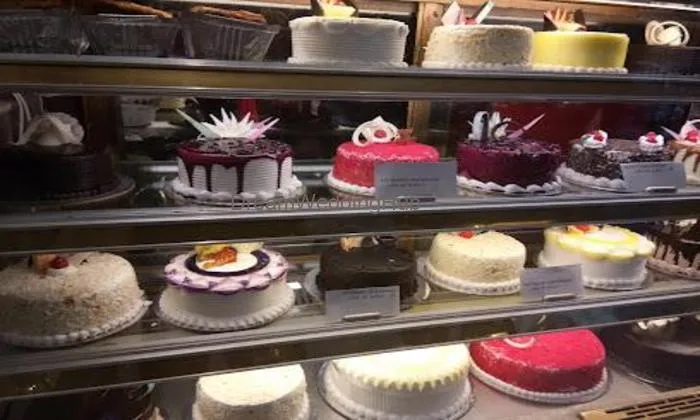 Pizzano Restaurant & Bakery