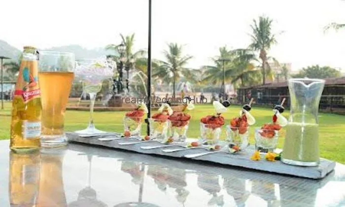 Pnf Restaurant & Bar