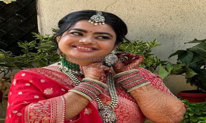 Pooja A Upganlawar