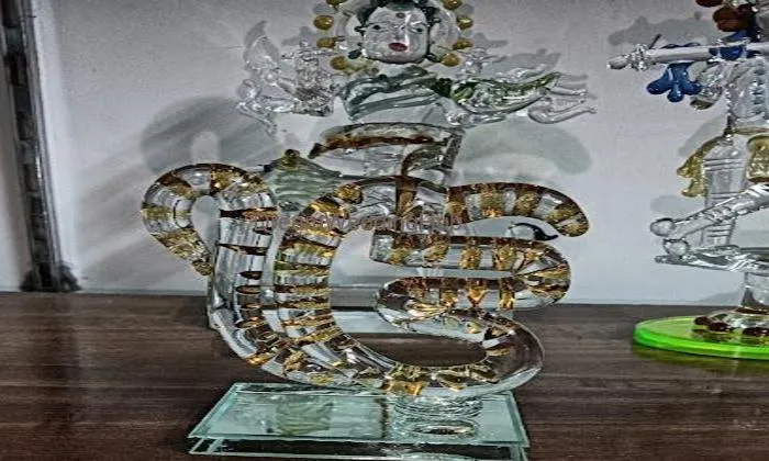 Pooja Glass And Handicraft
