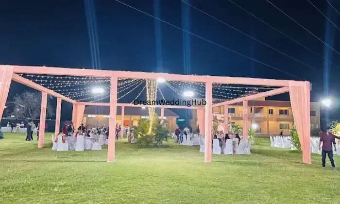 Poojan Lawns