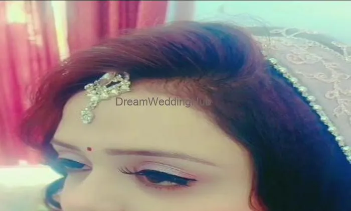 Poonam Beauty Parlour