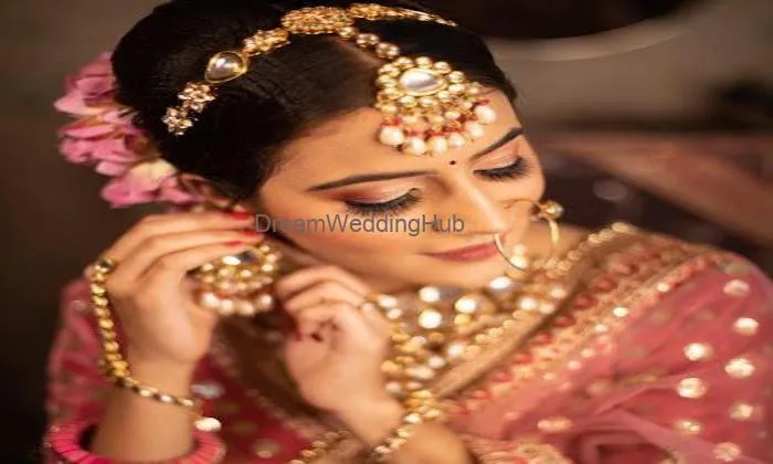 Poonam Makeup Studio & Academy Poonam Makeup Studio & Academy