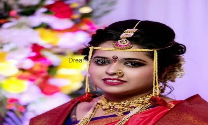Poonam Mojidra Makeovers