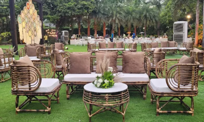 Popular Furniture