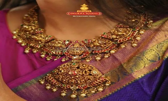 Pothys Swarna Mahal Jewellers Tirunelveli