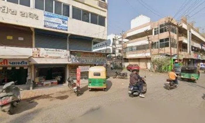 Prabhasbhai Madanmohan Chatra