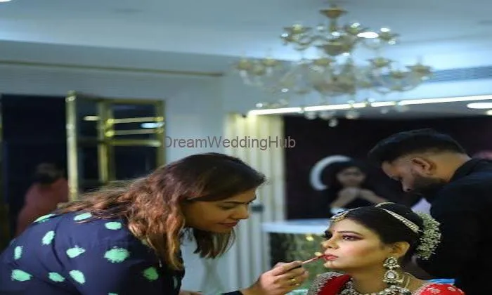 Pragati’s Makeup Mantra - Best Bridal Studio In Prayagraj/makeup Academy & Studio/hydra Facial In Allahabad