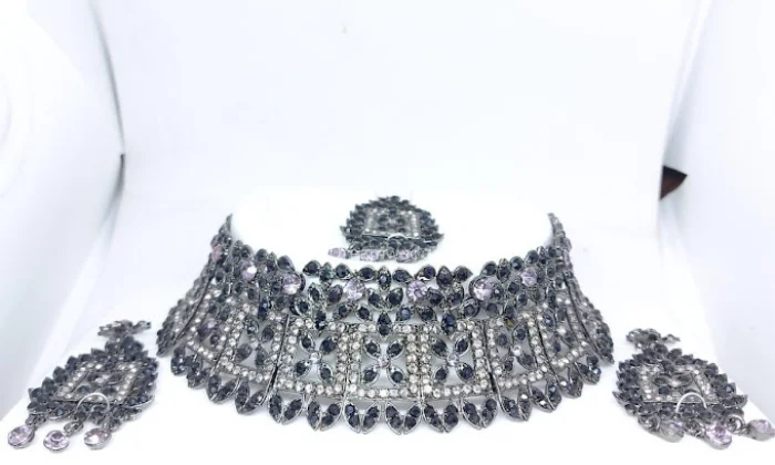 Prapti Jewellers