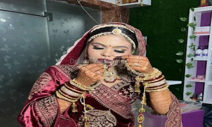 Pratibha Makeovers