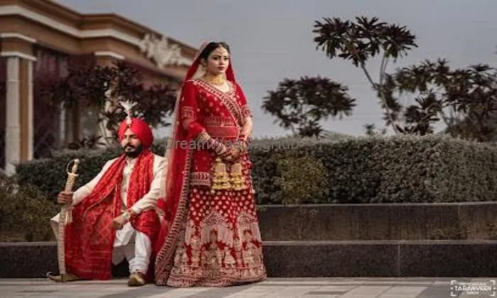 𝗧𝗮𝗿𝗮𝗻𝘃𝗲𝗲𝗿 𝗦𝗶𝗻𝗴𝗵 𝗣𝗵𝗼𝘁𝗼𝗴𝗿𝗮𝗽𝗵𝘆- Pre-post Wedding/candid/destination Wedding Photographer In Bathinda